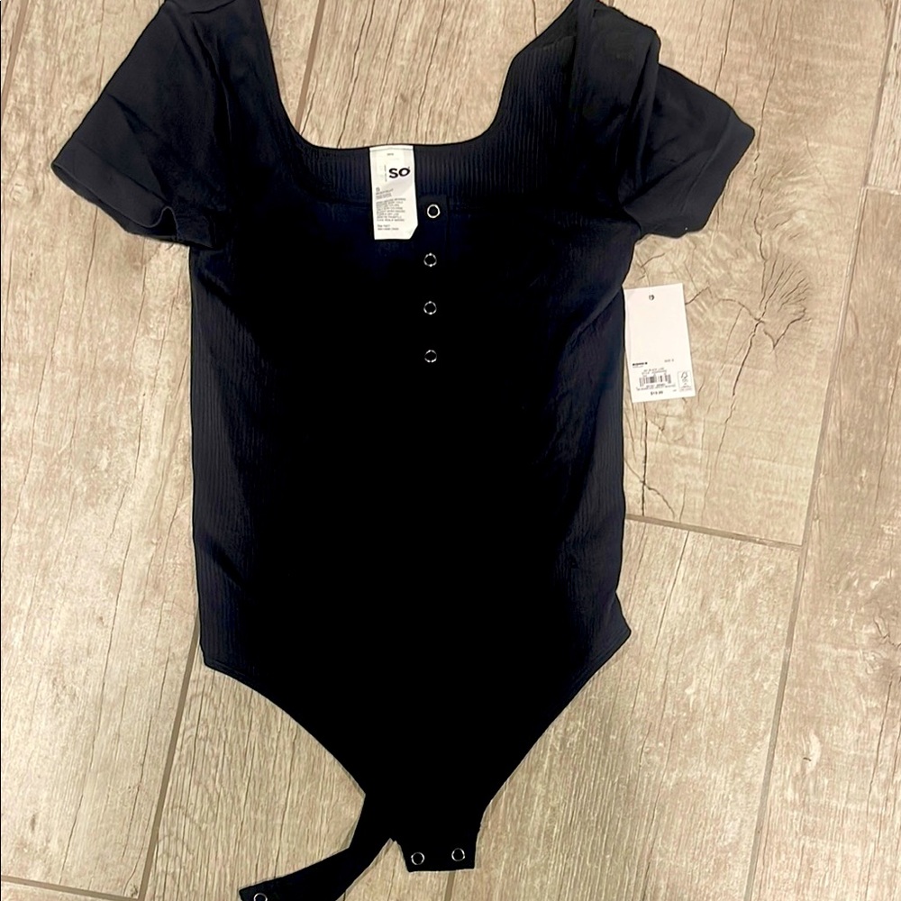 Black Short Sleeve Bodysuit